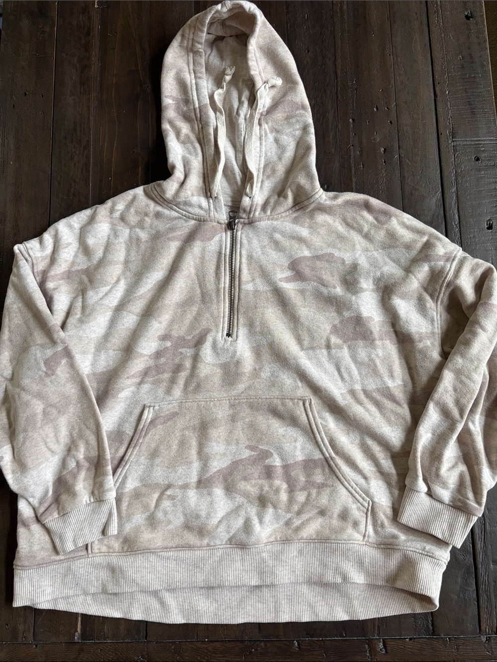 Women teen American Eagle Tan Camo quarter zip sweatshirt hoodie oversized sz XS